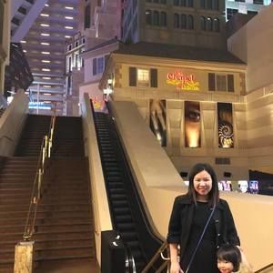 Meet your Posher, Kim